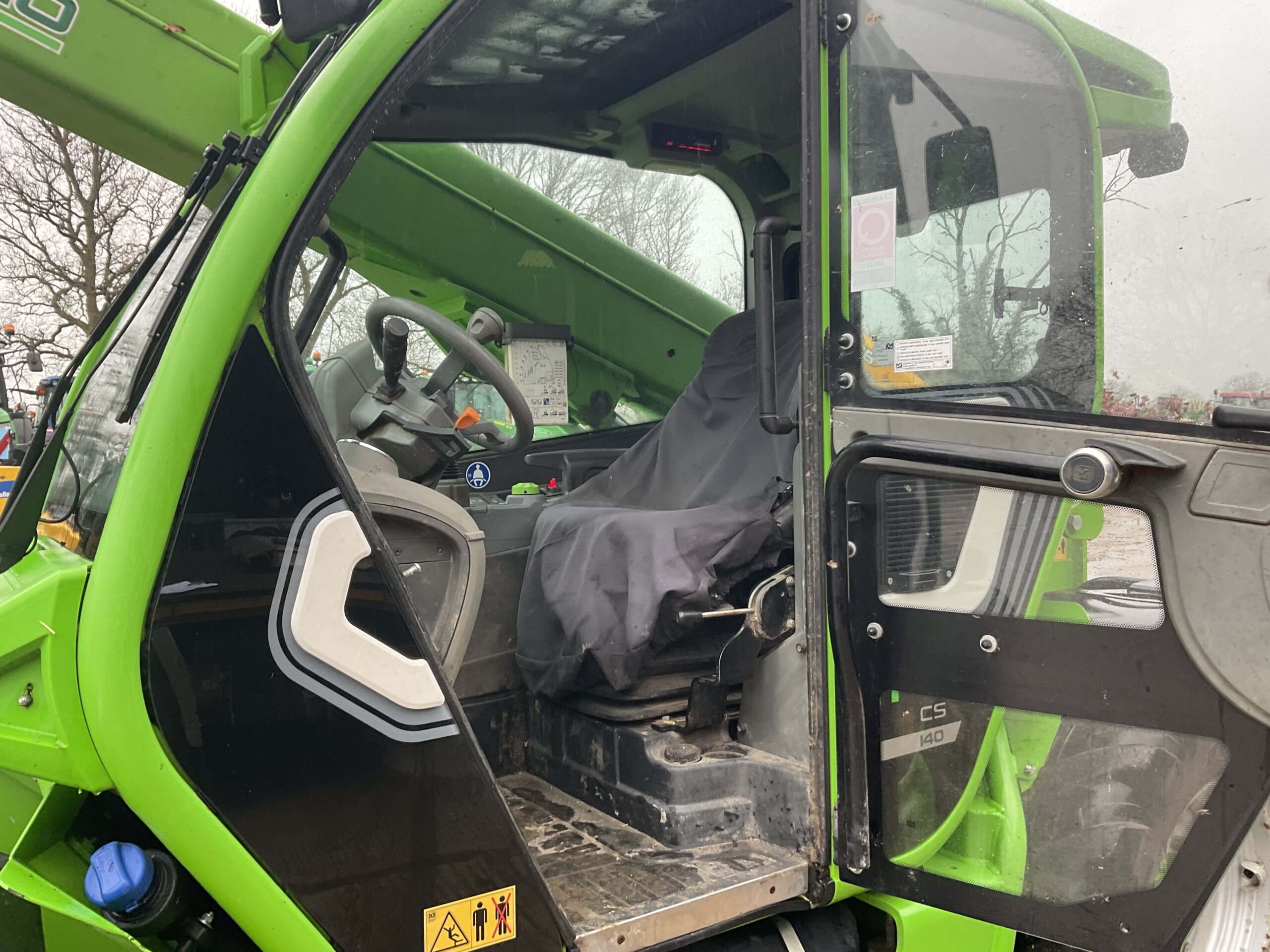 MERLO TF42.7