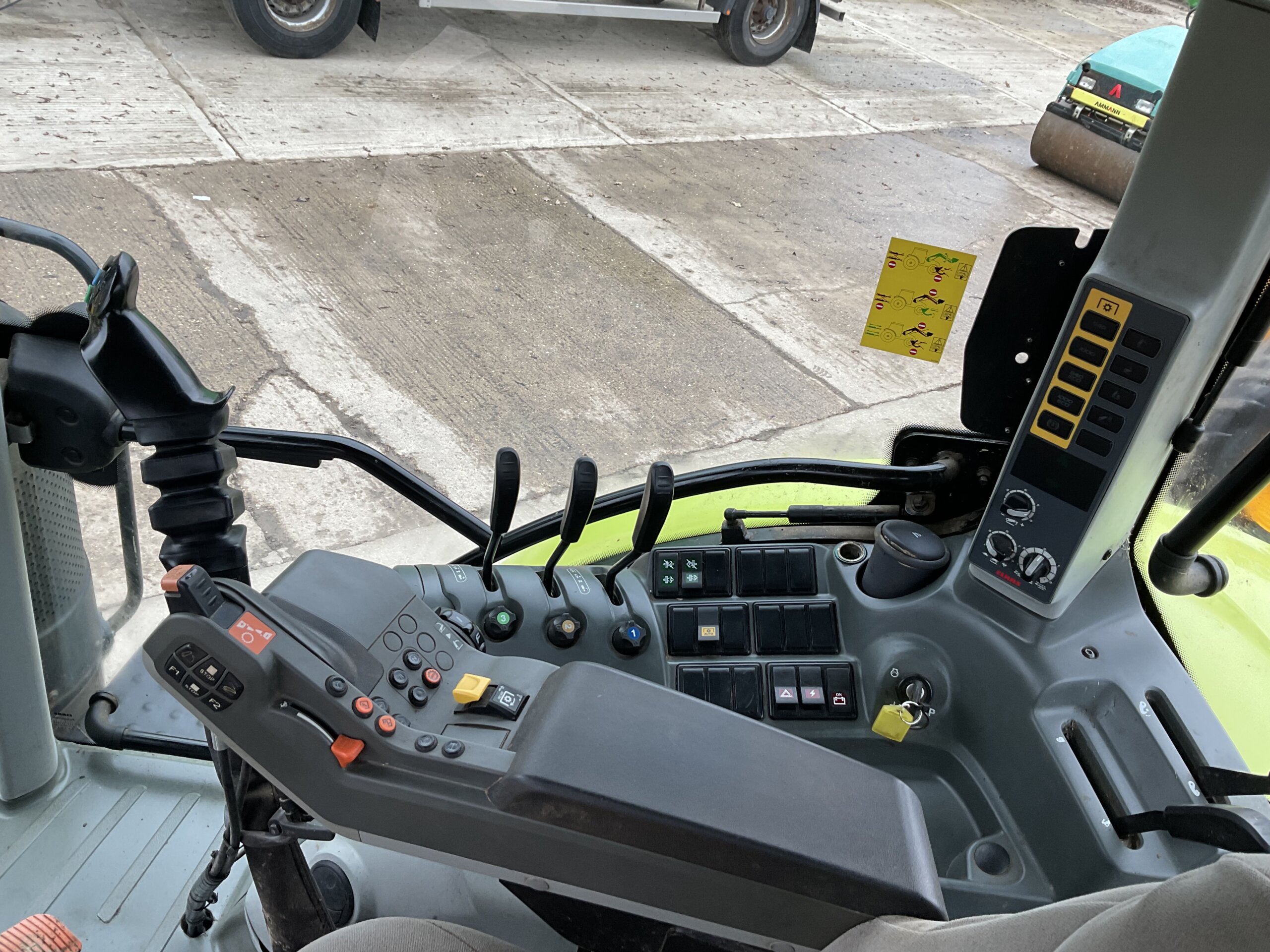 CLAAS 610 ARION
