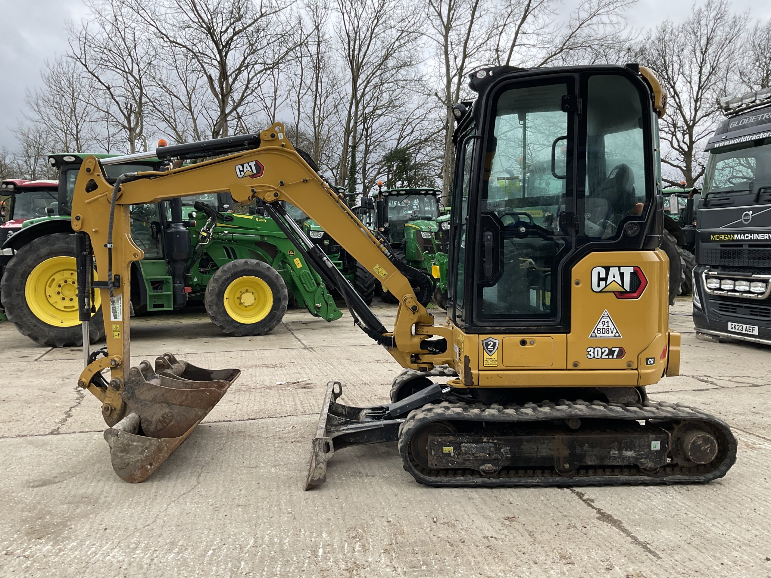 CAT 302.7